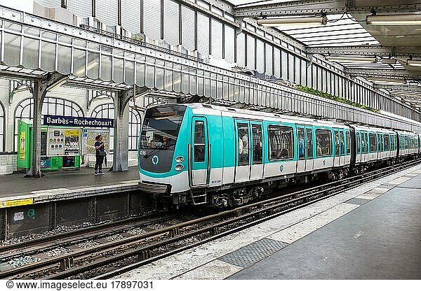 Metro Paris Haltestelle Station Barbès?Rochechouart in Paris  Frankreich  Europa