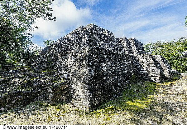 Mexico  Campeche  Corner of ancient Maya temple in Calakmul