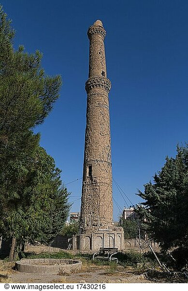 Minarett im Gawhar Shad-Mausoleum  Herat  Afghanistan  Asien