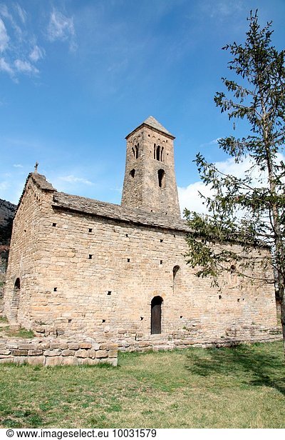 Mittelalter Natur Kirche Dorf Mittelpunkt Katalonien Romanik