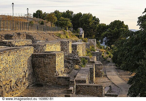 Mittelalterliche Mauer  Baeza  UNESCO-Weltkulturerbe. Provinz Jaen  Andalusien  Südspanien Europa.