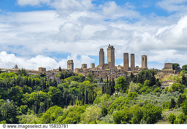 Mittelalterliche Turmhäuser in San Gimignano  Toskana  Italien