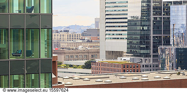 Moderne Gebäude in der Stadt  Federal Reserve Bank  South Station Area  Boston  Massachusetts  USA