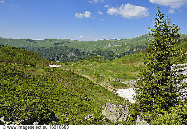 Montenegro  Blick auf das Bjelasica-Gebirge