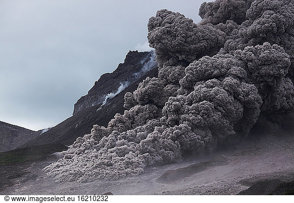 Montserrat  Caribbean  Pyroclastic flow over eruption