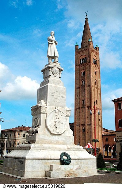 Monument  Emilia-Romangna  Italien