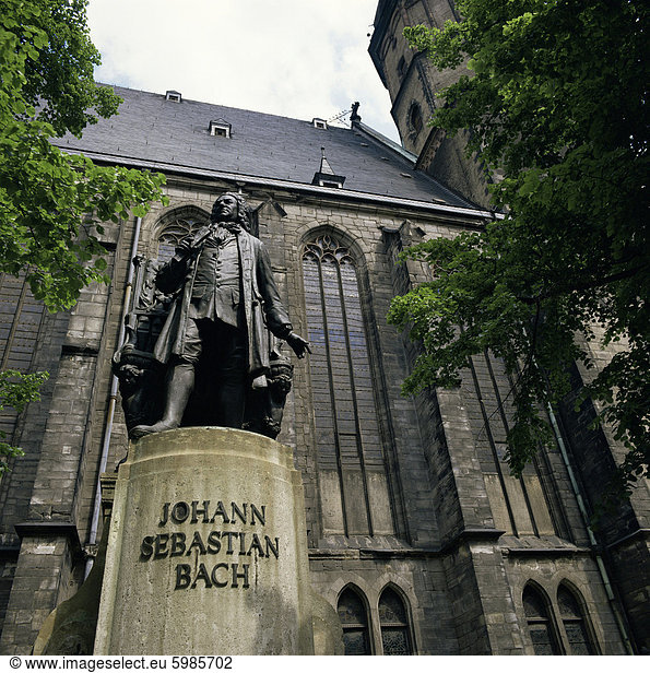 Monument to Johann Sebastian Bach outside St. Thomas church  Leipzig  Germany  Europe