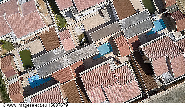 Mosambik  Maputo  Luftaufnahme der Dächer einer afrikanischen Vorstadt der Oberschicht