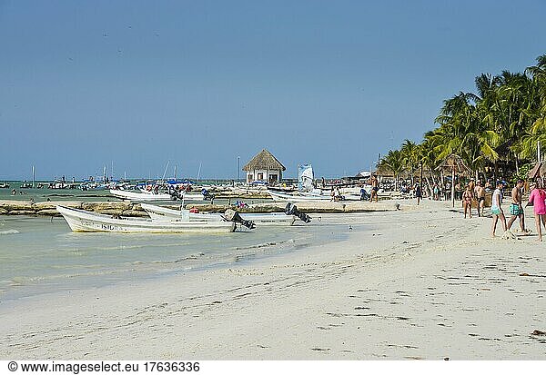 Motor boats  sandy beach  Isla Holbox  Quintana Roo  Mexico  Central America