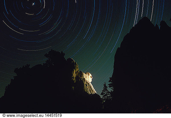 Mount Rushmore bei Nacht