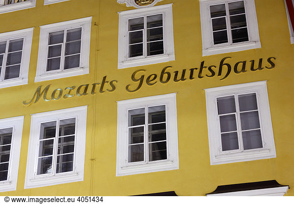 Mozarts Geburtshaus  Getreidegasse  Stadt Salzburg  Österreich  Europa