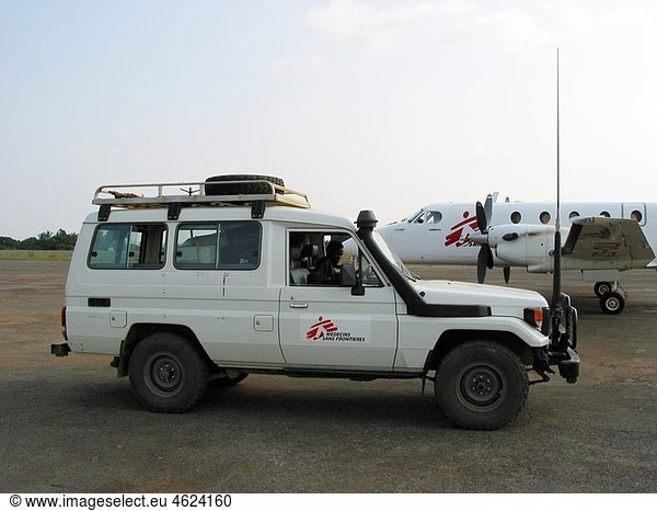 MSF car at the landing strip to pick up supplies and personnel Feeding centres and other humanitarian aid were organised in Angola after widescale malnutrition during and following the countryÂ¥s civil war