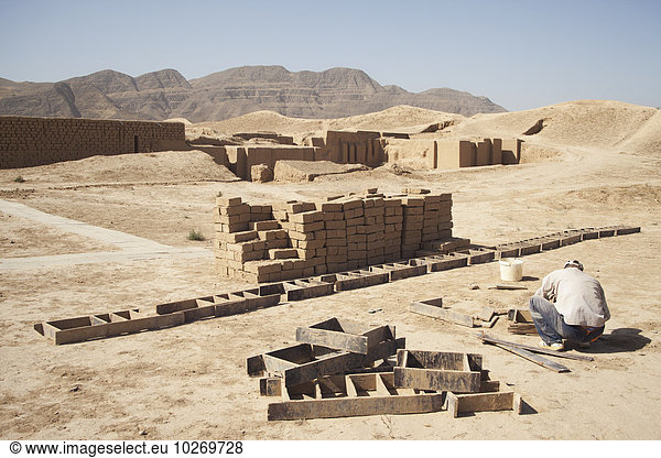 Mud brick renovation  Old Parthian capital  Nisa  near Ashgabat; Turkmenistan