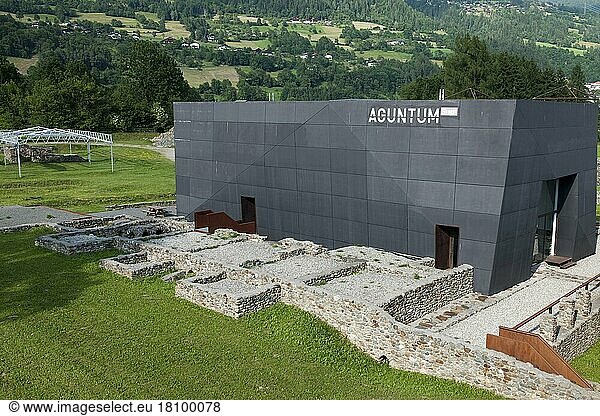 Museumsgebäude  Europa  Ruine Aguntum  Municipium Claudium Aguntum  Ruine eines römischen Dorfes  Dölsach  Lienz  Osttirol  Tirol  Österreich  Europa