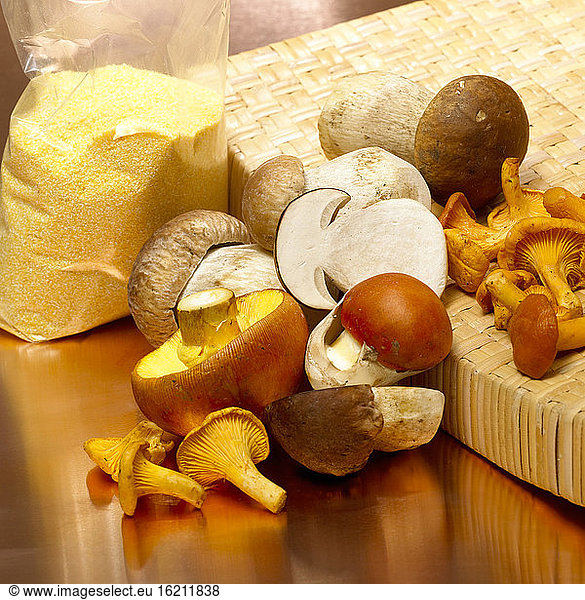Mushrooms and polenta in bag