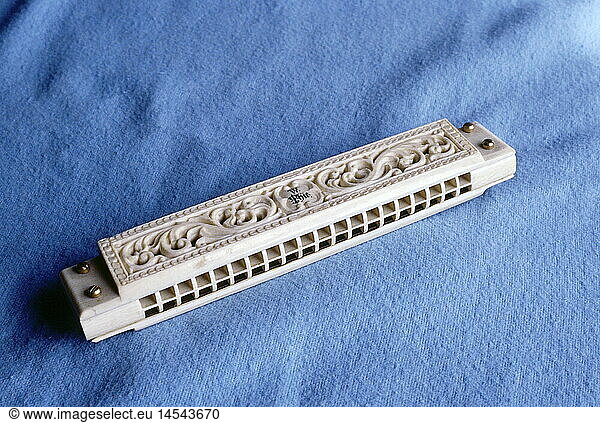 music  instruments  wind instruments  luxury harmonica  Messner  1880 - 1885