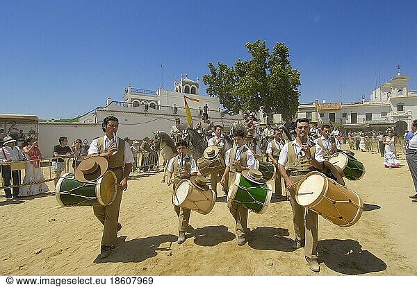 Musicians with drums  Romeria pilgrimage to El Rocio  Huelva  Andalusia  Spain  Europe