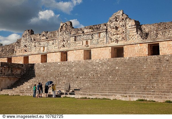 nahe Tourist Ruine Mexiko Mittelamerika Nonne Uxmal