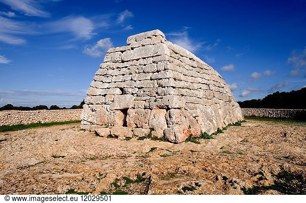 Naveta des Tudons  megalithic chamber tomb (Pre-talaiotic age). Minorca Biosphere Reserve  Balearic Islands  Spain.
