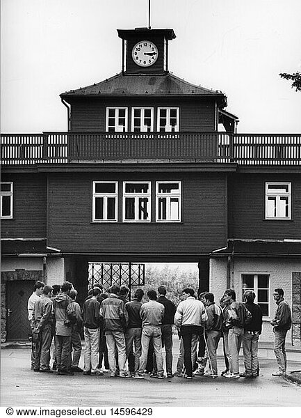 Nazism / National Socialism  crimes  concentration camps  Buchenwald  labour camp 1937 - 1945  Soviet prison camp 1945 - 1950  group of pupils in front of the gate  circa 1990  visitors  Special Camp No. 2  Germany  Third Reich  Nazi  USSR  20th century  historic  historical  people  1980s  1990s