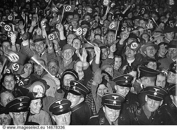 Nazism / National Socialism  politics  Axis Rome-Berlin  journey of Chancellor of the Reich Adolf Hitler to Italy  3. - 10.5.1938  return  reception in Berlin  10.5.1938  excited crowd on the roadside  exaltation  cheers  jubilation  jubilance  cheer  cheering  jubilate  jubilating  axis Rome - Berlin  people  state visit  state visits  Germany  German Reich  Third Reich  1930s  30s  20th century  politics  policy  fascinate  fascinating  historic  historical