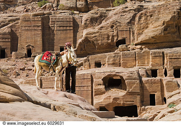 Nekropolen  Fassade Street  Petra  UNESCO World Heritage Site  Jordanien  Naher Osten