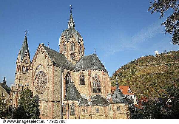 Neugotische St. Peter Kirche in Heppenheim  Bergstraße  Hessen  Deutschland  Europa