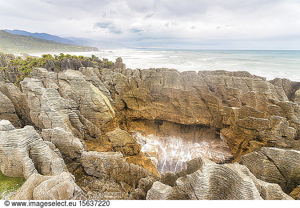 Neuseeland  Südinsel  Punakaiki  Pancake Rocks und Blowholes Walk im Paparoa-Nationalpark