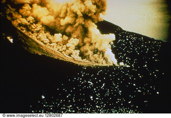 NEW GUINEA: VOLCANO. Pyroclastic flow during an eruption of Mount Lamington on Papua New Guinea  January 1951.
