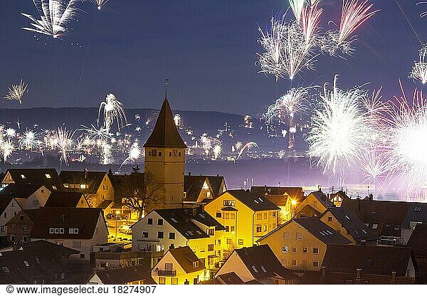 New Year's Eve fireworks  New Year  Korb im Remstal  Rems-Murr Kreis  Baden-Württemberg  Germany  Europe