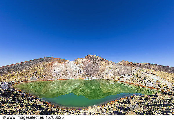 New Zealand  North Island  Clear blue sky over Emerald Lakes in North Island Volcanic Plateau