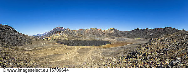 New Zealand  North Island  Panorama of clear sky over Central Crater of North Island Volcanic Plateau