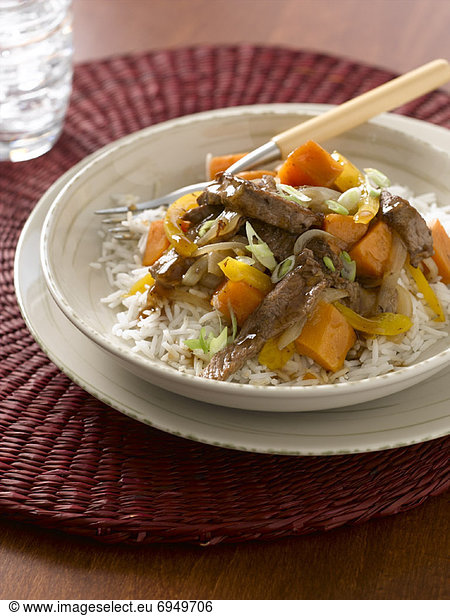 niedlich  süß  lieb  Kartoffel  Pfanne  Rindfleisch  Rind