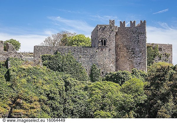 Normannische Burg in der historischen Stadt Erice  auch bekannt als Venusburg auf dem Berg Erice in der Provinz Trapani in Sizilien  Süditalien.