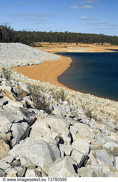 North Dandalup Dam At a low level  like all other Perth water reservoirs  reflecting the region´s diminishing rainfall Darling Ranges east of Perth  Western Australia