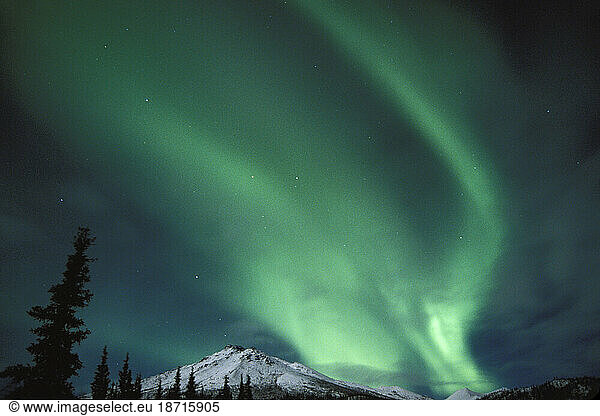 Northern Lights Streaking Over the Brooks Range  Alaska