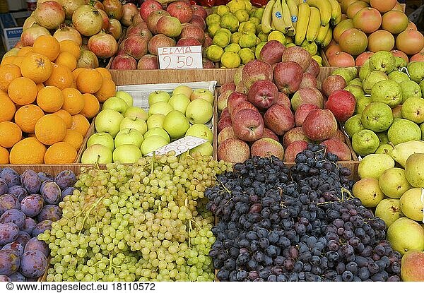 Obst auf dem Markt von Fethiye  türkische Ägäis  türkische Ägäis  Türkei  Asien