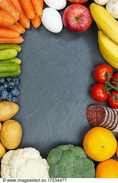 Obst und Gemüse Lebensmittel Früchte Rahmen Schieferplatte Textfreiraum von oben Aufsicht