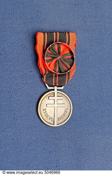 Officer of the French Médaille de la Résistance Medal of the Resistance awarded by General Charles de Gaulle ´to recognise the remarkable acts of faith and of courage that  in France  in the empire and abroad  have contributed to the resistance of the Fre. Officer of the French Médaille de la Résistance Medal of the Resistance awarded by General Charles de Gaulle ´to recognise the remarkable acts of faith and of courage that  in France  in the empire and abroad  have contributed to the resistance of the French people against the enemy and against its accomplices since June 18  1940