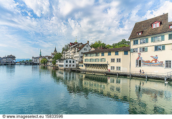 Old buildings of Lindenhof along Limmat River  Zurich  Switzerland