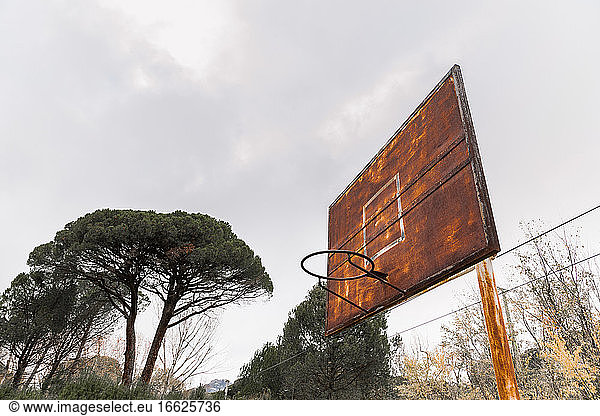 Old rusty basketball hoop