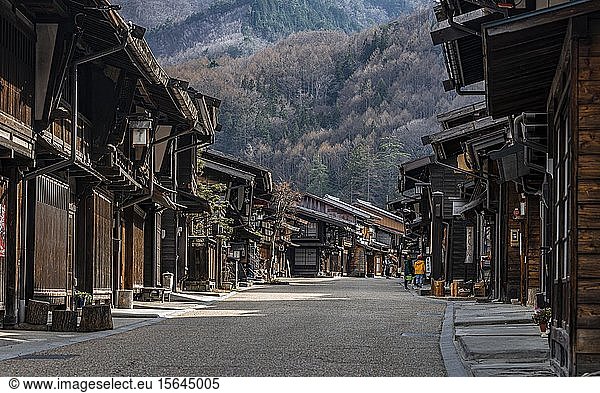 Old traditional village on the Nakasend? road  Central Mountain Route  Narai-juku  Kiso Valley  Nagano  Japan  Asia
