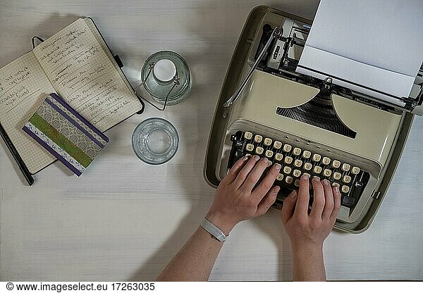 Old typewriter  travel typewriter  eagle  blog  symbol photo  writing  author  tabletop photo  Bavaria  Germany  Europe