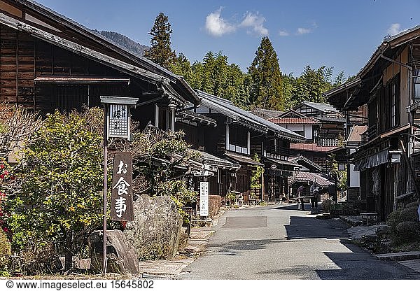 Old village on Nakasend? street  traditional houses  Tsumago-juku  Kiso Valley  Japan  Asia