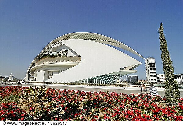 Oper Palau de les Arts Reina Sofia  Architekt Santiago Calatrava  Stadtviertel der Künste und Wissenschaften  Valencia  Spanien  Europa