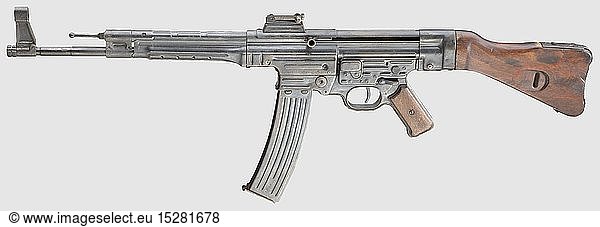 ORDONNANZWAFFEN DEUTSCHLAND BIS 1945  Sturmgewehr 44  Kaliber 7 92 Ã— 30 mm  --