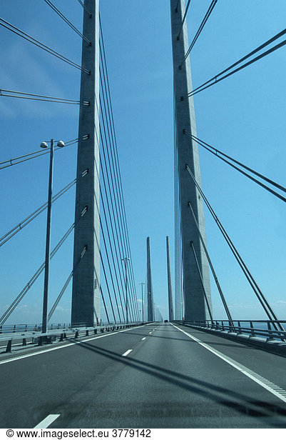 Oresund bridge Oresund bridge, connecting Denmark and Sweden ...