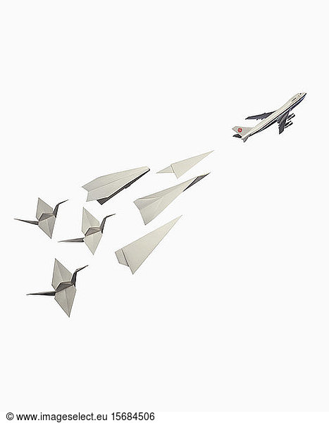 origami  flying  airplane