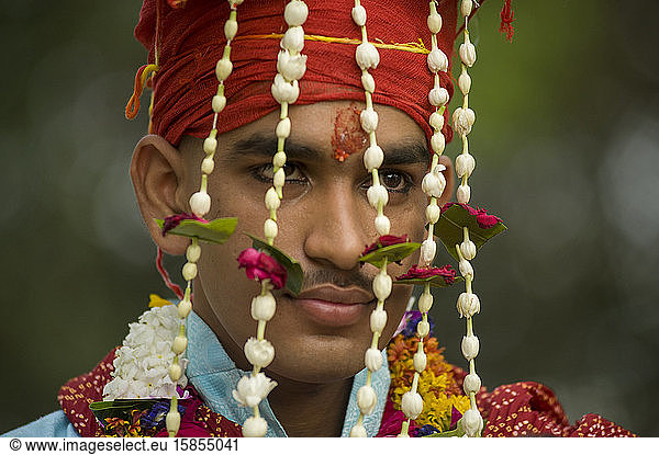 Ornate bridegroom in an Hindu wedding