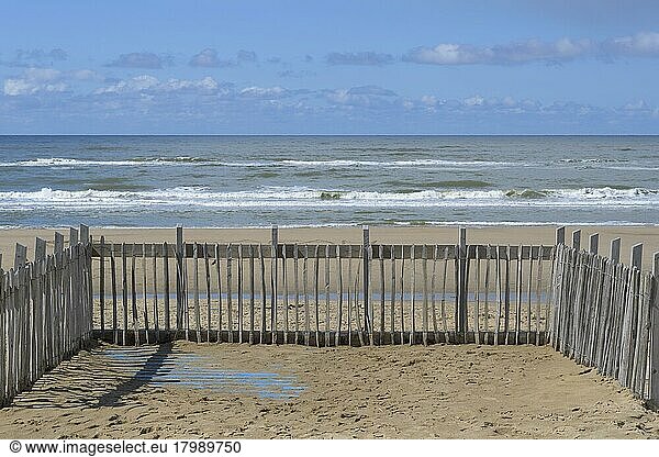 Outlook on the beach  Noordwijk aan Zee  North sea  South Holland  Netherlands